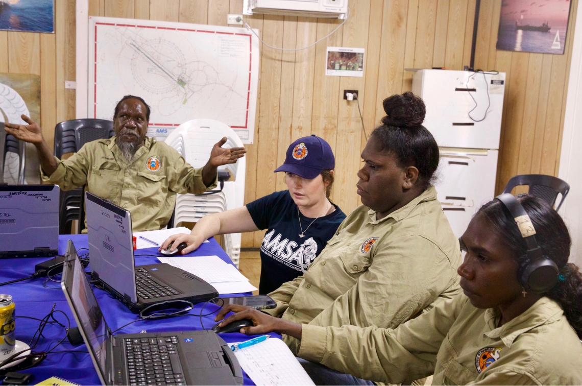 Uunguu Rangers and Project Leader Melissa Staines attending a GIS workshop. Image: Jill Rischbieth / Bush Heritage Australia